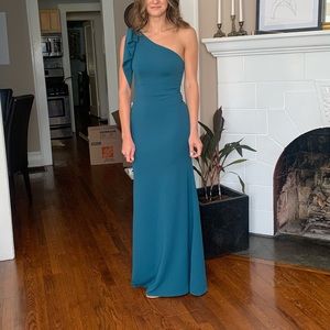 Azazie Rinna in Peacock.